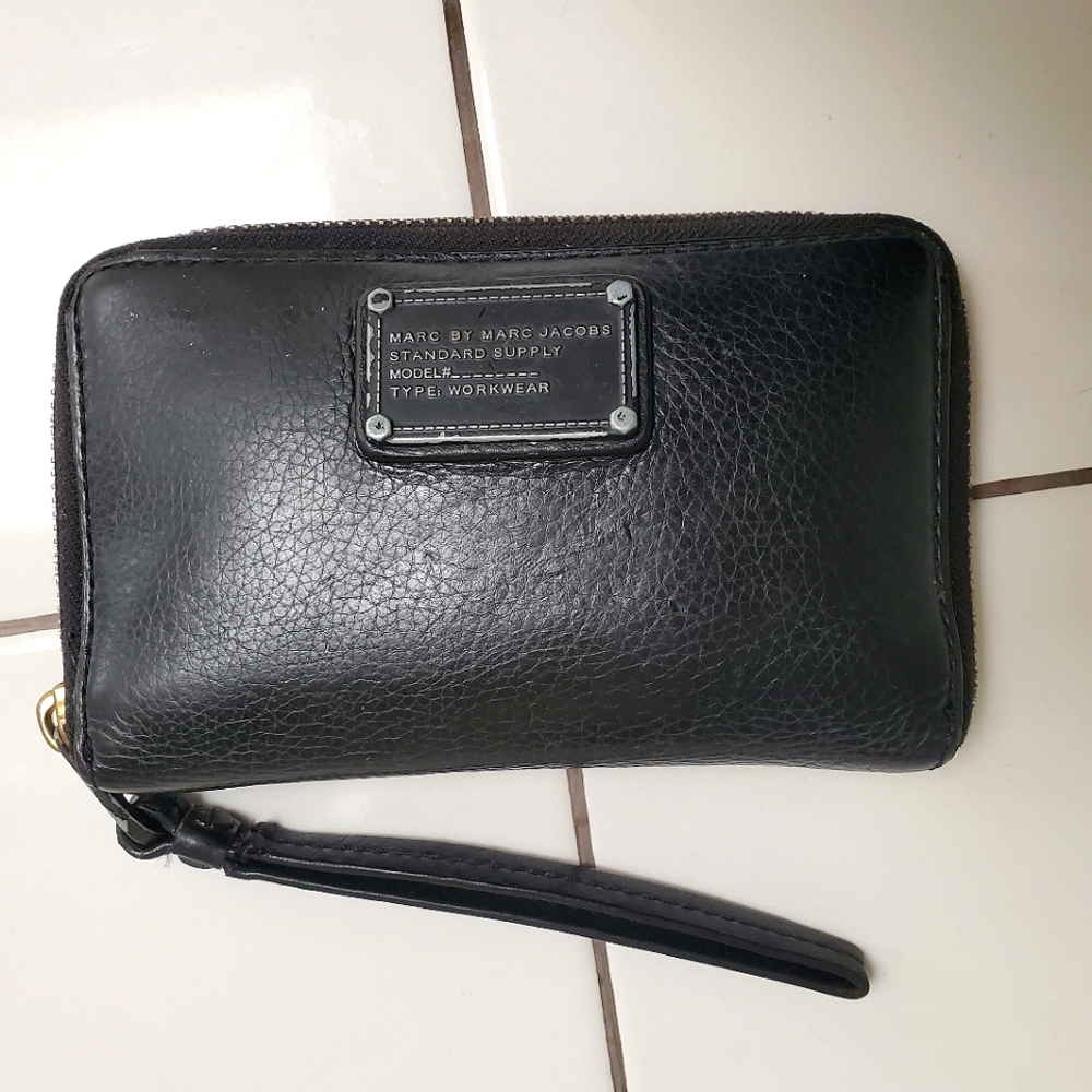 Black Marc by Marc jacobs wallet wristlet